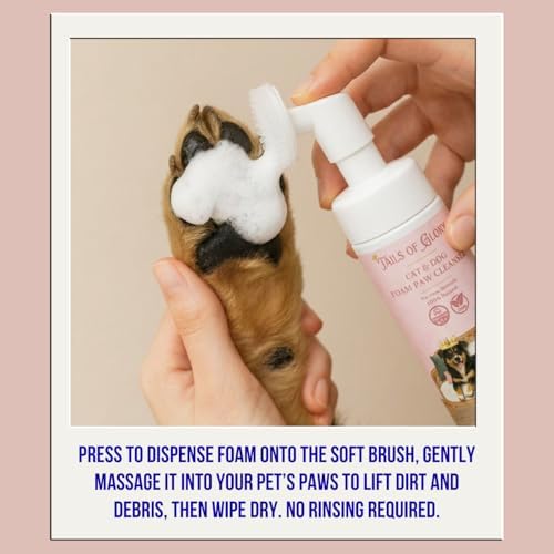 Dog & Cat Paw Cleaner with Soft Brush – Natural No-Rinse Paw Wash, Plant-Based Ingredients, Portable & Gentle – Rated Excellent on Yuka/INCI - 200ml