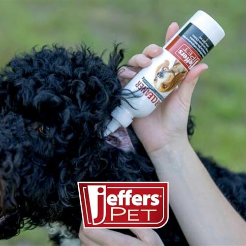 Jeffers Pet Ear Cleaning Solution for Dogs, Cats & Puppies, 8 oz – Aloe Vera Ear Wash for Wax & Odor Removal, Itchy Ear Comfort, Routine Ear Hygiene, Home Grooming, Travel Friendly Pet Care