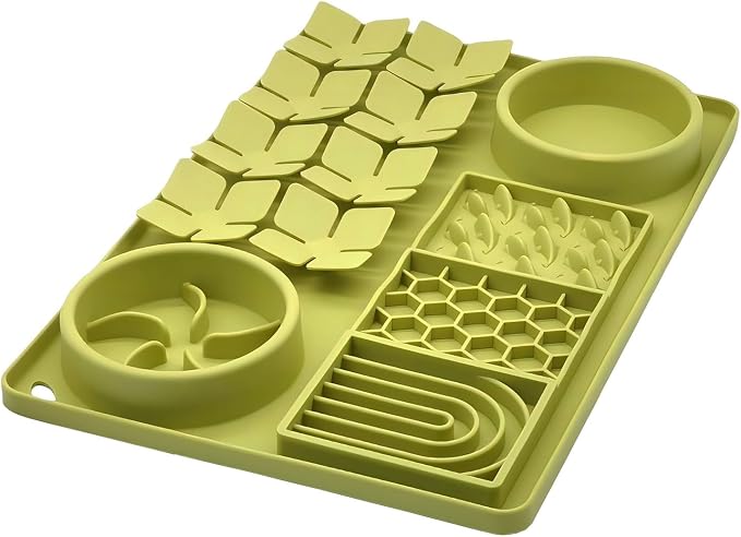 Slow Feeder Bowl, Silicone Lick Mat with Suction Cups for Dog Cat, Snuffle Mat for Pet Smell Training, Puzzle Toys for Bored Puppy, Interactive Sniff Mat for Slow Eating and Keep Busy, Green