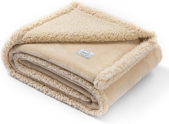 Maidewow Waterproof Dog Blanket Reversible Pet Bed Cover Puppy Fluffy Cream Blankets Leakproof Sofa Couch Cover Cat Pet Blanket for Warm Washable-XXL