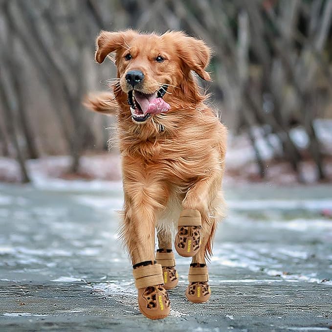 QUMY Dog Shoes for Large Dogs, Medium Dog Boots & Paw Protectors for Winter Snowy Day, Summer Hot Pavement, Water-Resistant in Rainy Weather, Outdoor Walking, Indoor Hardfloors Skid-Resistant Sole