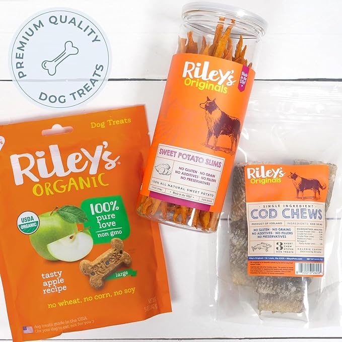 Riley's Waffles Chicken Chips for Dogs w Carrots - USA Sourced Chicken Dog Treats, Limited Ingredient Dog Treats, Dehydrated Jerky Treats Made in USA
