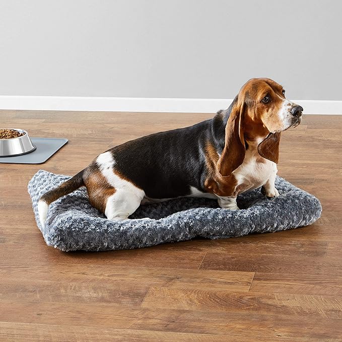 Amazon Basics Cat and Dog Bed and Crate Pad, Machine Washable, Indoor, 35 x 23 x 3 inches, Gray